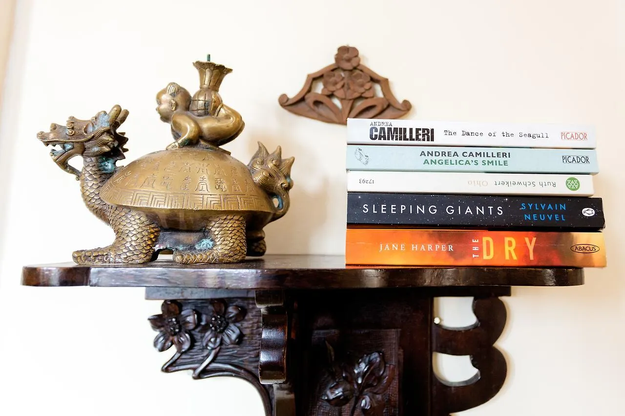 *** Bed & Breakfast Crociferi B&B Catania Italy